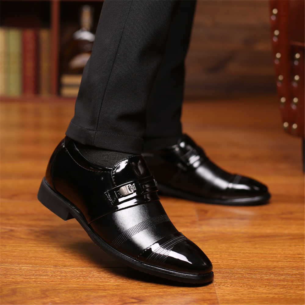 Scarpe Sportive Colorate con T - Luxury Lifestyle Brands recensione e prezzo